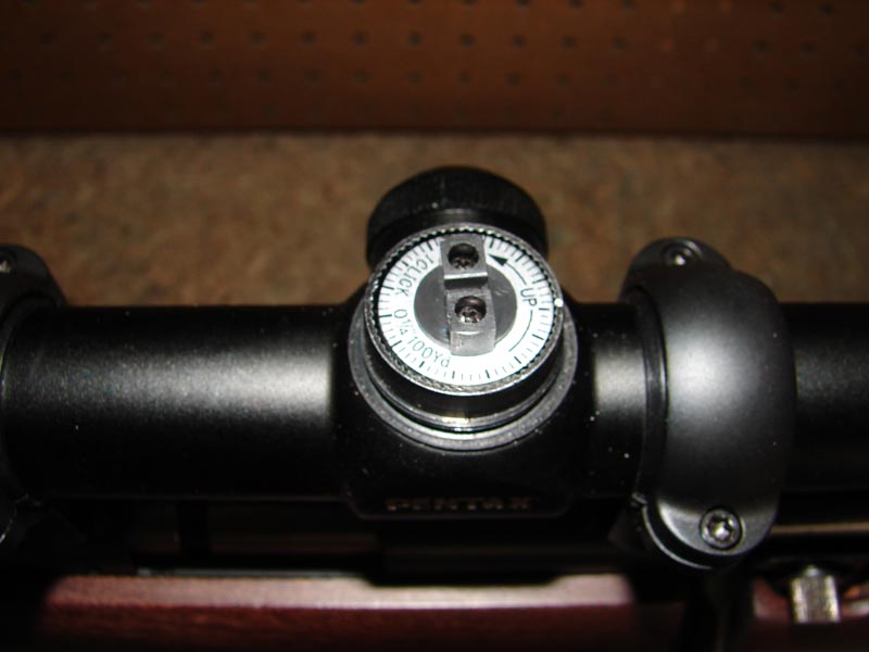 The Pentax GameSeeker features finger adjustable turrets with both audible and tactile clicks for precision adjustments.